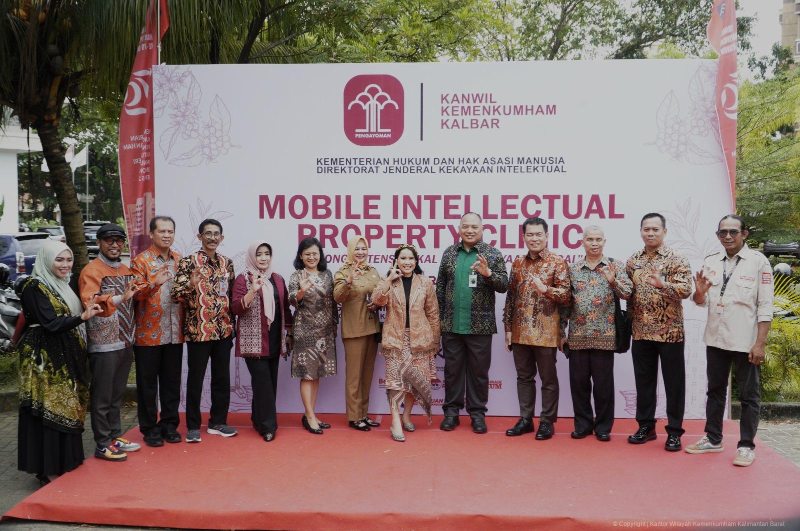 Mobile Intellectual Property Clinic Kalbar 16